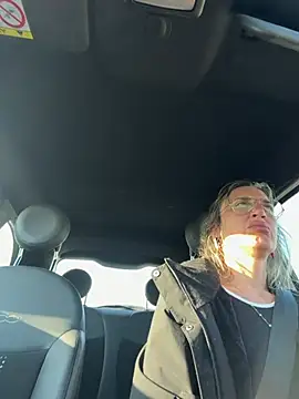 casalinga88 online show from April 18, 5:55 am