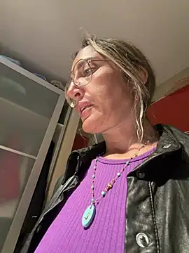 casalinga88 online show from April 20, 7:48 pm