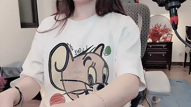 Berrysweet 68 online show from March 28, 3:11 pm