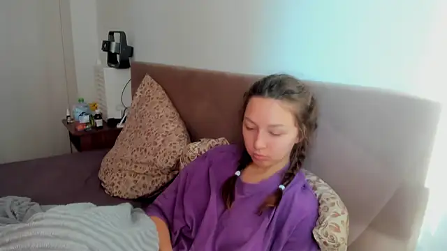 Adela Vetta online show from September 30, 12:10 pm