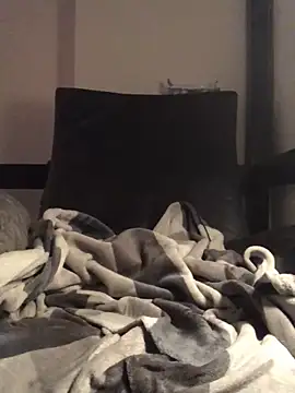 Simboxxx040 online show from December 18, 5:04 am