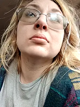 xWhoreAbleX Pika online show from March 10, 5:18 pm