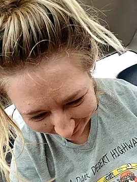 xWhoreAbleX Pika online show from March 16, 3:36 am