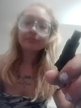 xWhoreAbleX Pika online show from October 28, 12:03 am