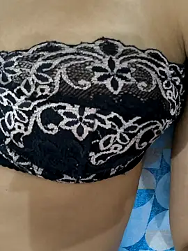 fernandasweet online show from January 23, 11:15 pm