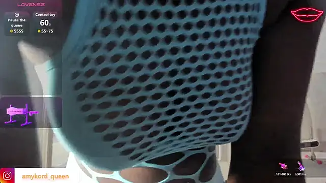 Snapshot of Amykord chatting on November 8, 11:54 am Amykord online show from November 8, 11:54 am