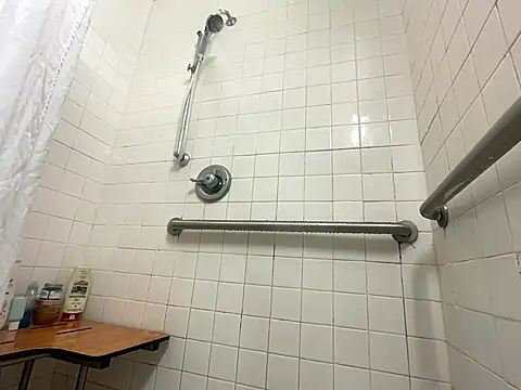 tatted-bitty online show from November 6, 8:43 pm