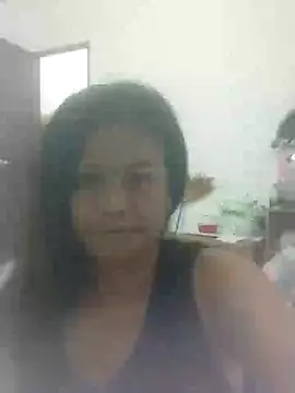 Snapshot of Fon_Bigboobs chatting on December 8, 5:01 pm Fon Bigboobs online show from December 8, 5:01 pm