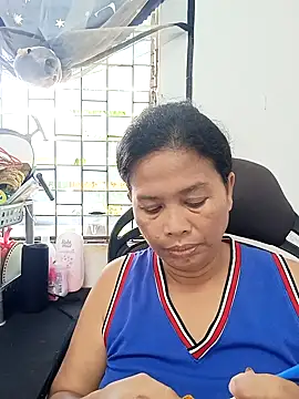 Snapshot of Fon_Bigboobs chatting on September 20, 6:47 am Fon Bigboobs online show from September 20, 6:47 am