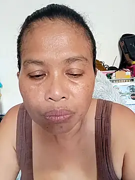 Snapshot of Fon_Bigboobs chatting on October 2, 7:37 am Fon Bigboobs online show from October 2, 7:37 am