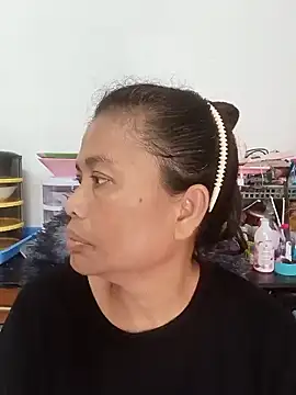 Snapshot of Fon_Bigboobs chatting on October 31, 7:53 am Fon Bigboobs online show from October 31, 7:53 am