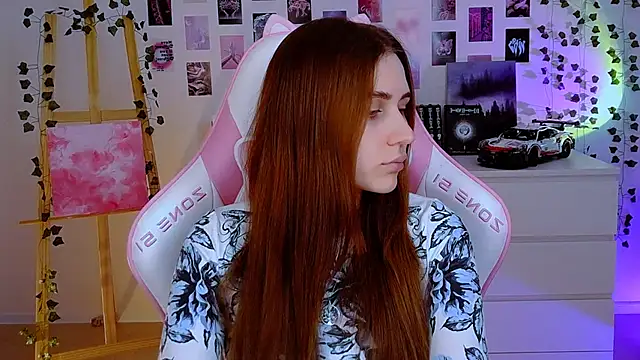 Snapshot of AliceCharmy chatting on January 29, 10:37 am AliceCharmy online show from January 29, 10:37 am