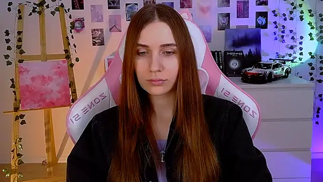 Snapshot of AliceCharmy chatting on January 31, 11:13 am AliceCharmy online show from January 31, 11:13 am