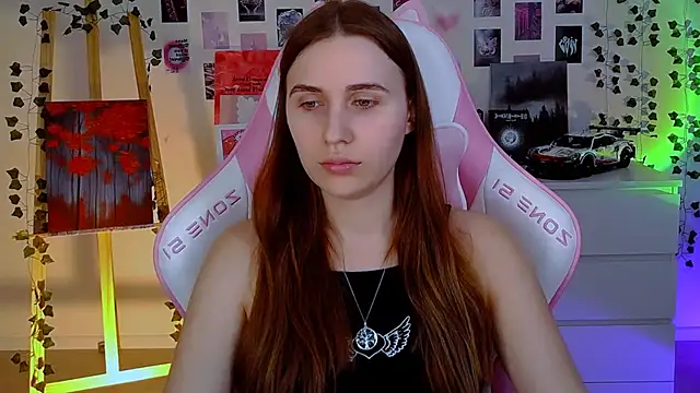 Snapshot of AliceCharmy chatting on February 20, 2:46 pm AliceCharmy online show from February 20, 2:46 pm