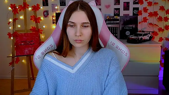 Snapshot of AliceCharmy chatting on November 27, 7:32 am AliceCharmy online show from November 27, 7:32 am