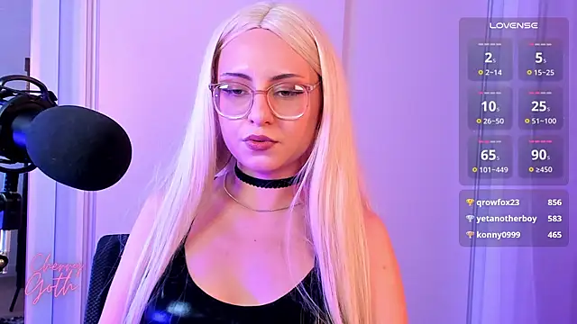 CherryGoth online show from December 17, 7:15 pm