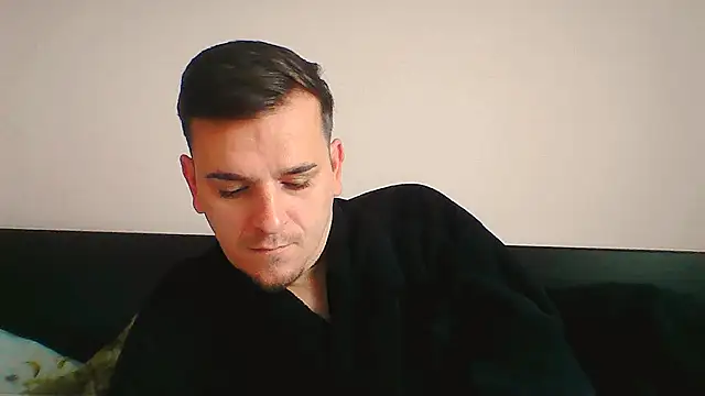 Huge cock22cm online show from November 18, 7:46 am