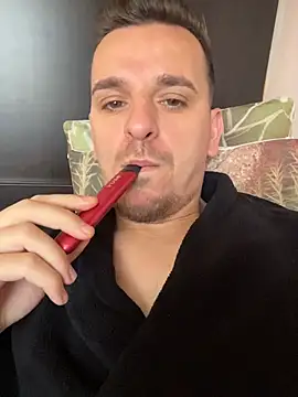 Huge cock22cm online show from May 29, 6:44 am