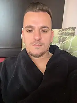 Huge cock22cm online show from June 1, 6:15 am