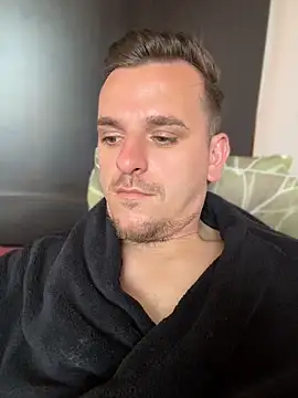 Huge cock22cm online show from June 5, 1:28 pm
