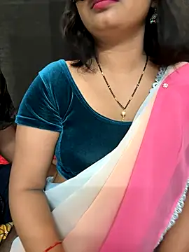 Snapshot of Magical-Couple-telugu chatting on October 30, 2:35 am Magical-Couple-telugu online show from October 30, 2:35 am