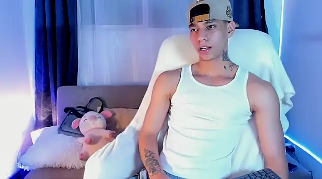 Snapshot of Josep_Davies chatting on February 11, 11:12 pm Josep Davies online show from February 11, 11:12 pm