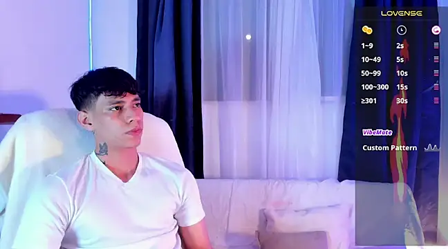 Snapshot of Josep_Davies chatting on February 26, 5:31 am Josep Davies online show from February 26, 5:31 am