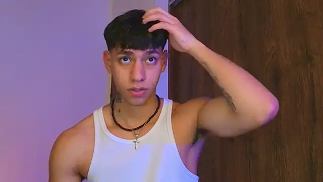 Snapshot of Josep_Davies chatting on September 13, 12:10 am Josep Davies online show from September 13, 12:10 am