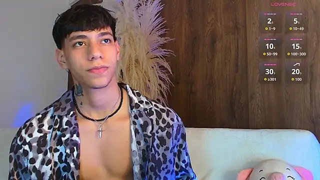 Snapshot of Josep_Davies chatting on September 19, 10:10 pm Josep Davies online show from September 19, 10:10 pm