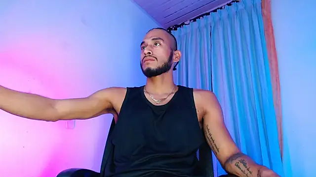 DanteSantoro online show from February 15, 11:56 pm