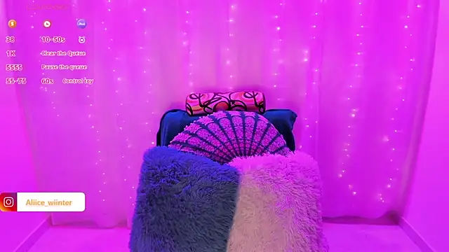 Alice winter  online show from January 11, 9:15 pm