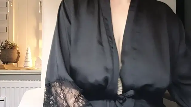 Loona-Lexxington online show from March 6, 9:42 pm