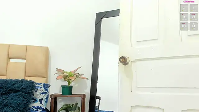 Snapshot of Alishagoddes chatting on February 24, 5:11 am Alishagoddes online show from February 24, 5:11 am