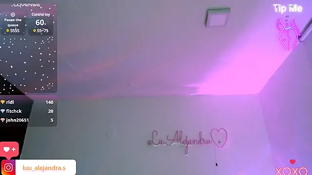 alee lenoxx online show from January 15, 8:51 am