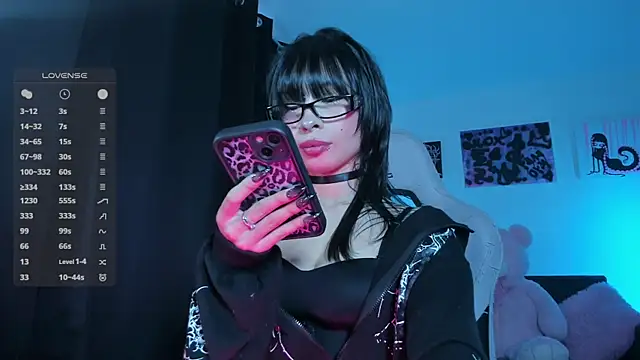 satanbabee online show from April 20, 10:55 pm