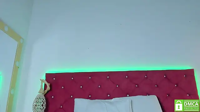 Snapshot of Ruth_harvey_ chatting on March 6, 3:02 pm Ruth harvey online show from March 6, 3:02 pm