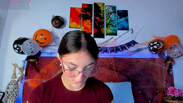 Snapshot of Ruth_harvey_ chatting on October 23, 1:10 pm Ruth harvey online show from October 23, 1:10 pm