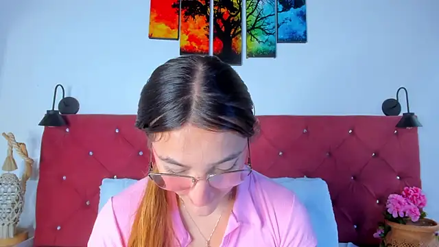 Snapshot of Ruth_harvey_ chatting on November 7, 1:44 pm Ruth harvey online show from November 7, 1:44 pm