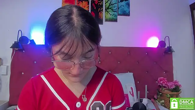 Snapshot of Ruth_harvey_ chatting on November 28, 1:36 pm Ruth harvey online show from November 28, 1:36 pm