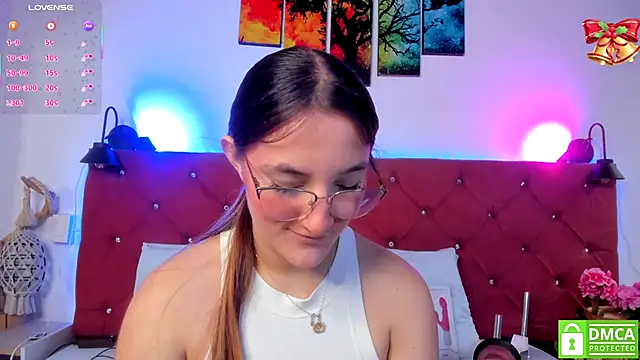 Snapshot of Ruth_harvey_ chatting on December 2, 2:01 pm Ruth harvey online show from December 2, 2:01 pm