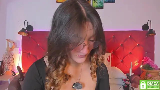 Ruth harvey  online show from April 7, 1:33 pm