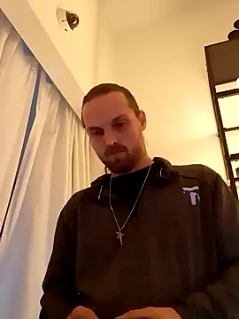 Snapshot of VitaminmanFL chatting on December 22, 8:58 pm VitaminmanFL online show from December 22, 8:58 pm