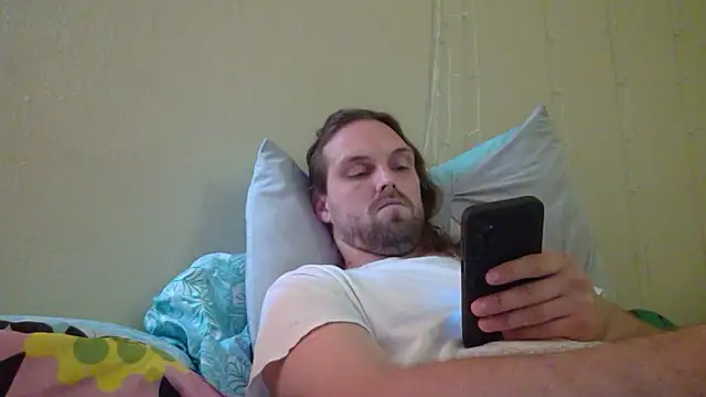 Snapshot of VitaminmanFL chatting on December 24, 6:39 pm VitaminmanFL online show from December 24, 6:39 pm