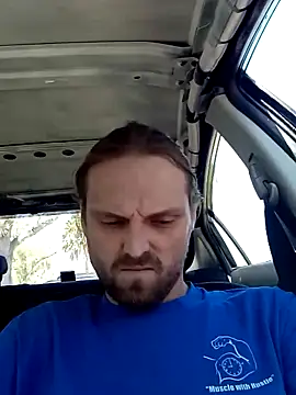 Snapshot of VitaminmanFL chatting on October 13, 5:46 pm VitaminmanFL online show from October 13, 5:46 pm