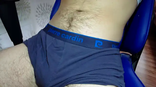 Snapshot of Jonnyyy18teen chatting on November 2, 8:39 am Jonnyyy18teen online show from November 2, 8:39 am