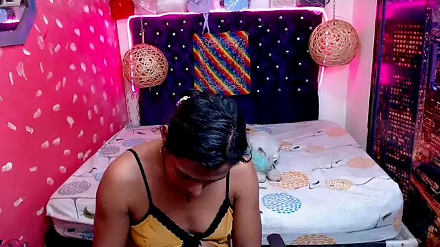 Snapshot of EmilyTsSweet chatting on January 30, 2:25 pm EmilyTsSweet online show from January 30, 2:25 pm