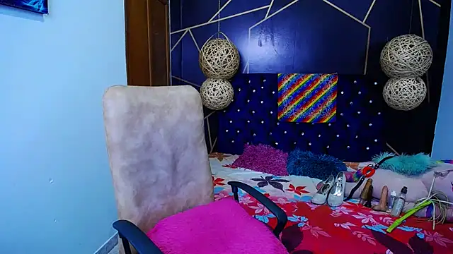 Snapshot of EmilyTsSweet chatting on March 12, 5:07 pm EmilyTsSweet online show from March 12, 5:07 pm