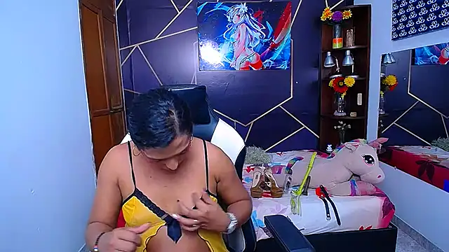 Snapshot of EmilyTsSweet chatting on September 18, 1:46 pm EmilyTsSweet online show from September 18, 1:46 pm