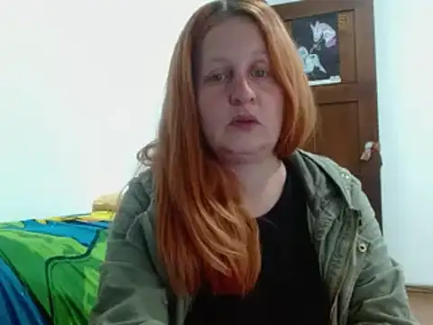 Snapshot of ViioletaMora chatting on October 31, 6:14 am ViioletaMora online show from October 31, 6:14 am