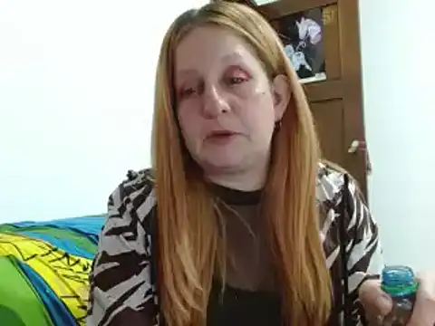 Snapshot of ViioletaMora chatting on November 23, 5:18 am ViioletaMora online show from November 23, 5:18 am